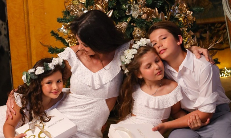Editorial em família: como fazer um lindo ensaio fotográfico de Natal It Mãe