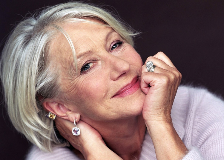 Famosas com cabelos brancos Helen Mirren It Mãe