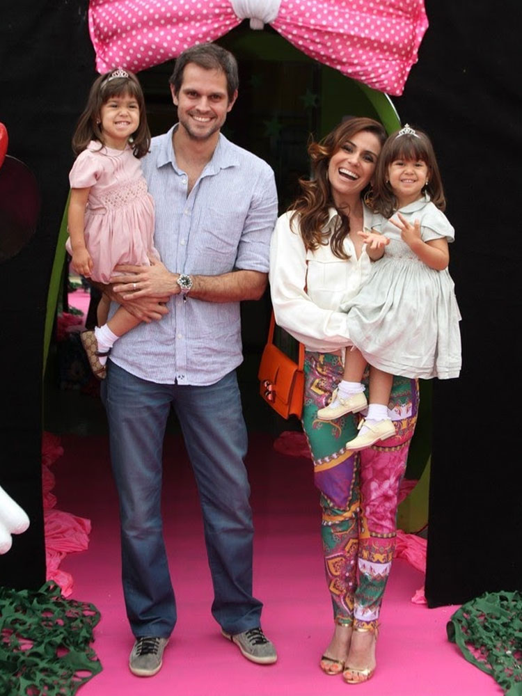 Giovanna Antonelli e família looks para usar nas festas do filho It Mãe