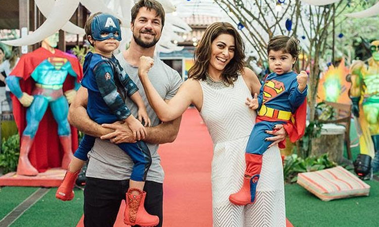 Juliana Paes e família It Mãe