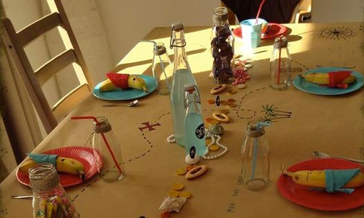 Pratos decorados para as crianças mesa lanche da tarde It Mãe