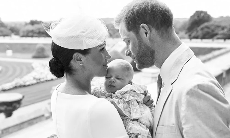 Meghan Markle e Príncipe Harry Batizados da família real britânica - It Mãe