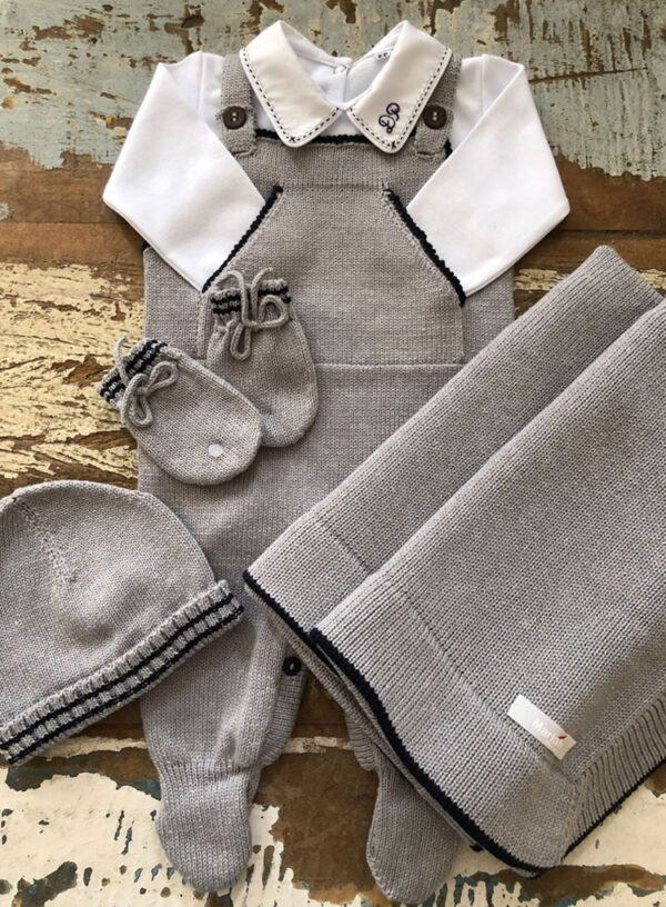 Como vestir o recém nascido? Ideias de looks para o seu bebê! - It Mãe