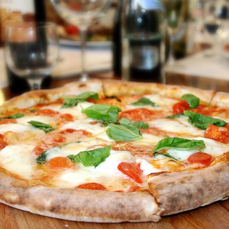 15 ideias para uma noite da pizza em casa - It Mãe