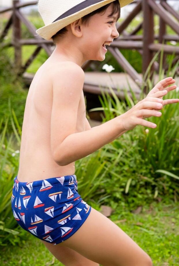 Sunga barco Lookinhos para praia e piscina Planet Beach Brasil - It Mãe