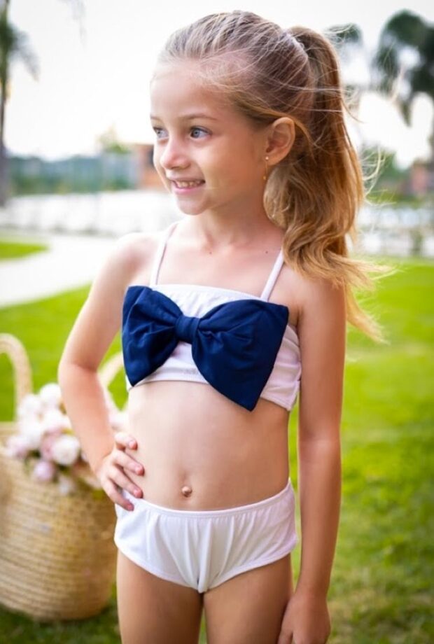 Biquíni laço azul Lookinhos para praia e piscina Planet Beach Brasil - It Mãe