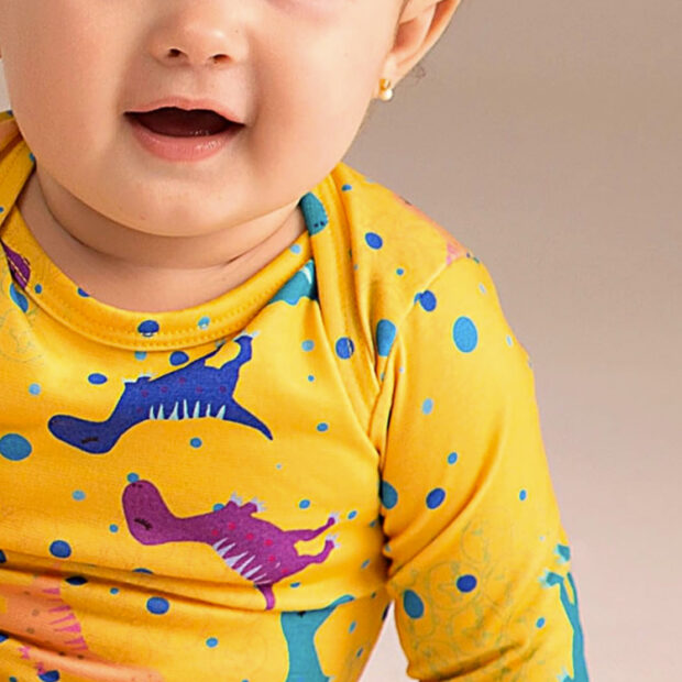 Body Dinossauro - Pinta de Giraffa - It Mãe