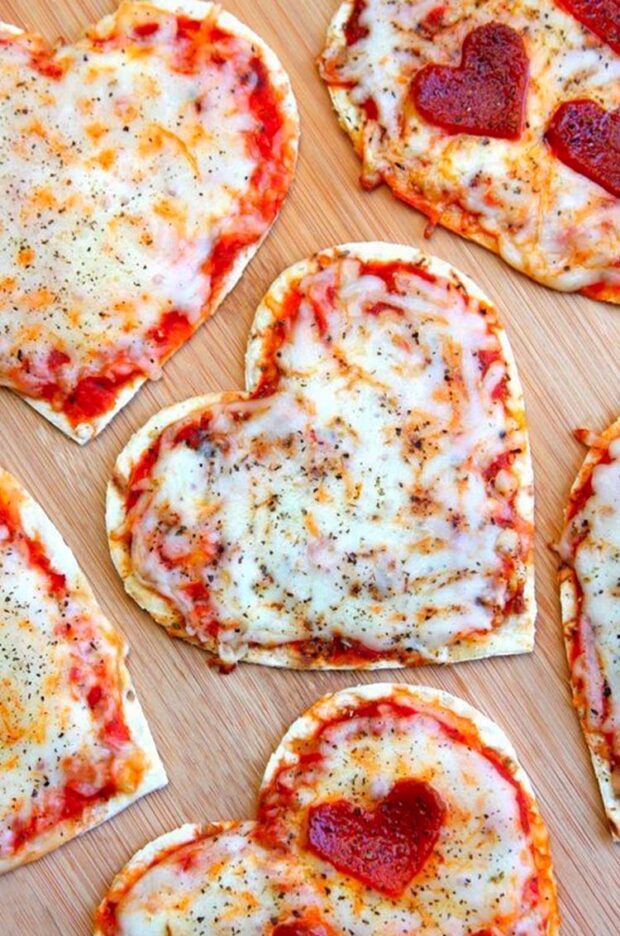 Pizza em formato de coração Dia dos Namorados - It Mãe